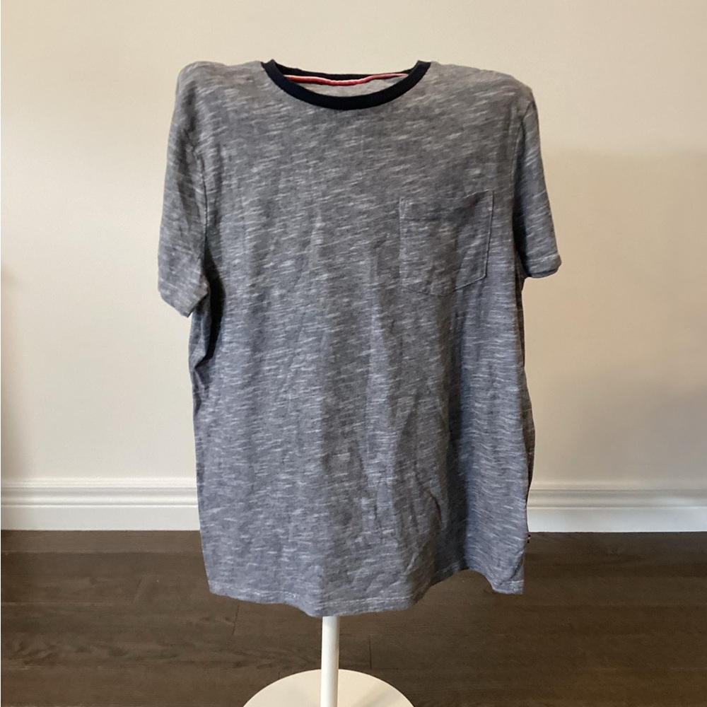 Men's Tommy Hilfiger T-Shirt - Picture 1 of 4